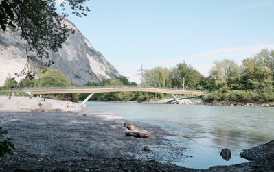 Martinsbrücke – Geh- und Radwegbrücke über den Inn, Zirl, 2015 – 2019 (Architektur: Hans Peter Gruber, Tragwerksplanung: Thomas Sigl)