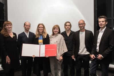 Anerkennung des Landes Tirol für den MPREIS Weer von LAAC