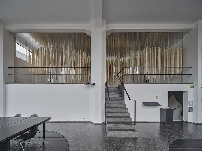 Krater Fajan, Viel TamTam um Nichts