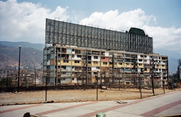 Caracas, 23 de Enero, aus der Serie „Caracas, hecho en Venezuela“, 2003