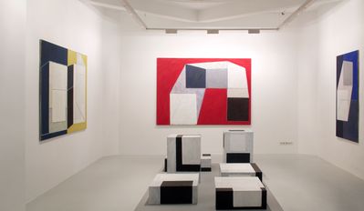 Blick in die Ausstellung "Arthur Salner: Raumbilderwelten" im aut