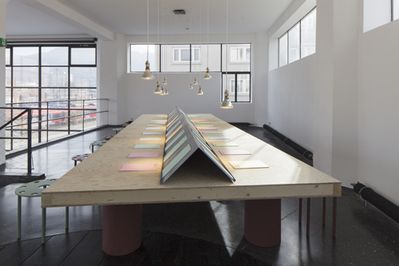 Blick in die Ausstellung "Italomodern 2" im aut