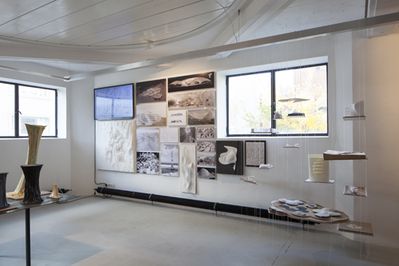 Blick in die Ausstellung "Potenziale 2" im aut