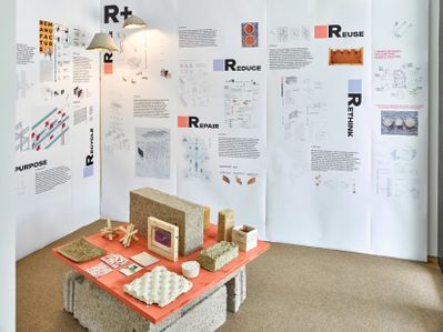 Ausstellung "ZENZI – Zentrum für zirkuläres und nach­haltiges Bauen" in Söll