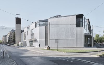 Sanierung Schulen Kettenbrücke, Innsbruck, 2016 – 2019 (Architektur: STUDIO LOIS)
