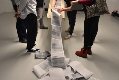 Eröffnungstag "Krater Fajan: Viel TamTam um Nichts" im aut