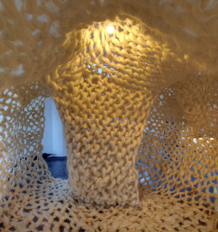 Installation "Penelope" im aut, © Günter R. Wett