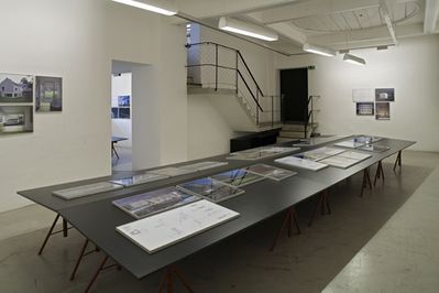 Blick in die Ausstellung "Neues Bauen in den Alpen"