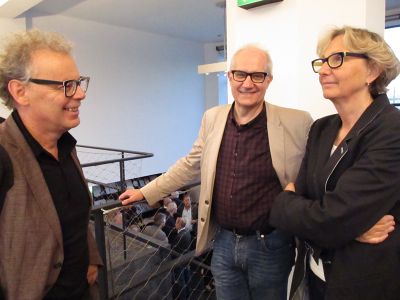 Ausstellungseröffnung und Feier "20 Jahre aut" – Kurzvorträge von Herwig van Staa (Landtagspräsident) und Arno Ritter (Leiter aut. architektur und tirol) und ein rauschendes Fest bis spät in die Nacht